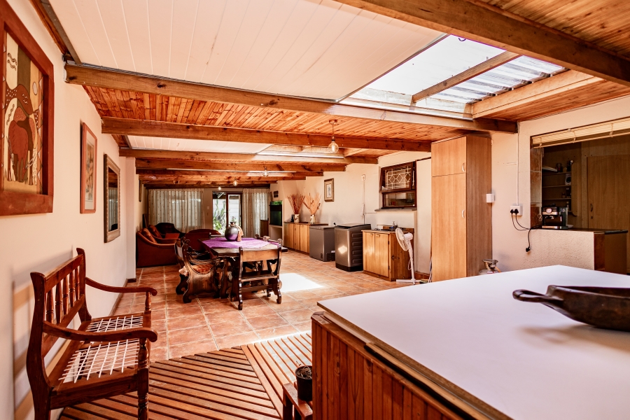 6 Bedroom Property for Sale in Schoongezicht Western Cape